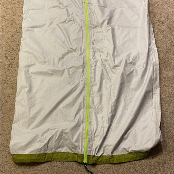 OR Outdoor Research Wilderness Cover Bivy, poncho, tarp, bivouac - discontinued - Picture 14 of 16